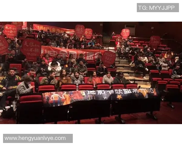 足球星专属战歌激昂登场，助力球场英雄谱写传奇荣耀